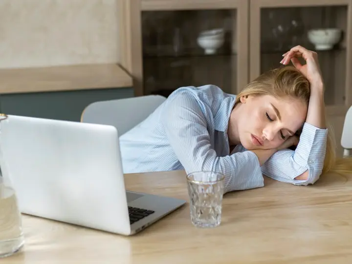 alacsony-energiaszint-tunetei Alacsony energiaszint és fáradtság? 5+5 tipp a fittebb napokért! Fáradtság. kimerültség 