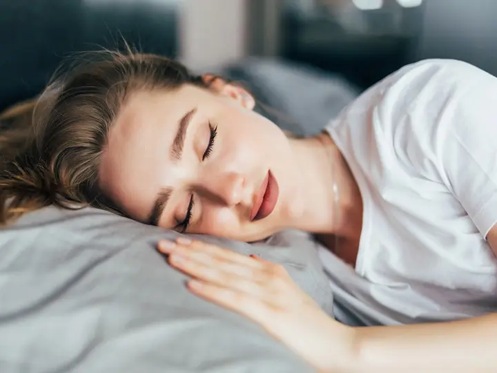 aludj-jol-es-egeszsegesen A jó alvás titka – Alvásrutin és gyógymódok Mentális egészség 