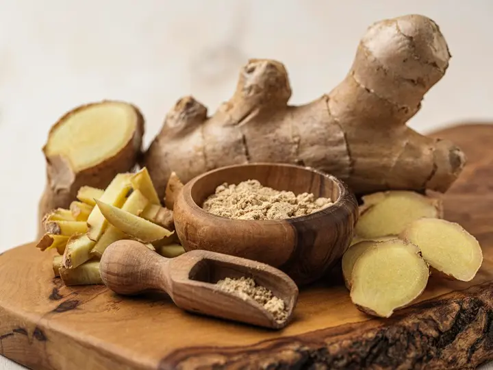 assortment-ginger-wooden-board-1 Utazási hasmenés megelőzése? Így készülhetsz fel! Emésztés 