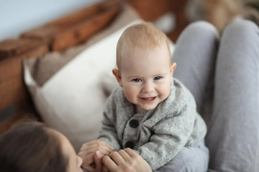 baba A magzati agy- és szemfejlődés + Omega-3? Hormontámogatás 