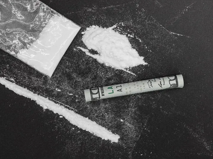 cocaine-other-illegal-drugs-top-view Dopaminfüggőség: Ne a gyors dopamint keresd! Mentális egészség 