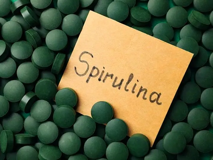 feherje-antioxidans-testsuly-energia-spirulina-zold-tabletta 9 dolog, amire jó az adalékanyag mentes spirulina Szupertápanyagok 