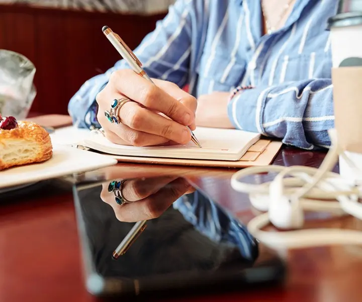 fejfajas-naplo Fejfájás? Másnaposság? Természetes megoldások! Szupertápanyagok 