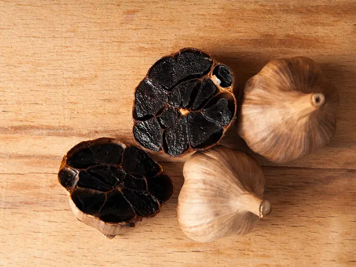 fermentalt-fekete-fokhagyma-gyulladas-sziv-immun-hasi-zsir 5 terület, ahol segít a fermentált fekete fokhagyma! Emésztés 