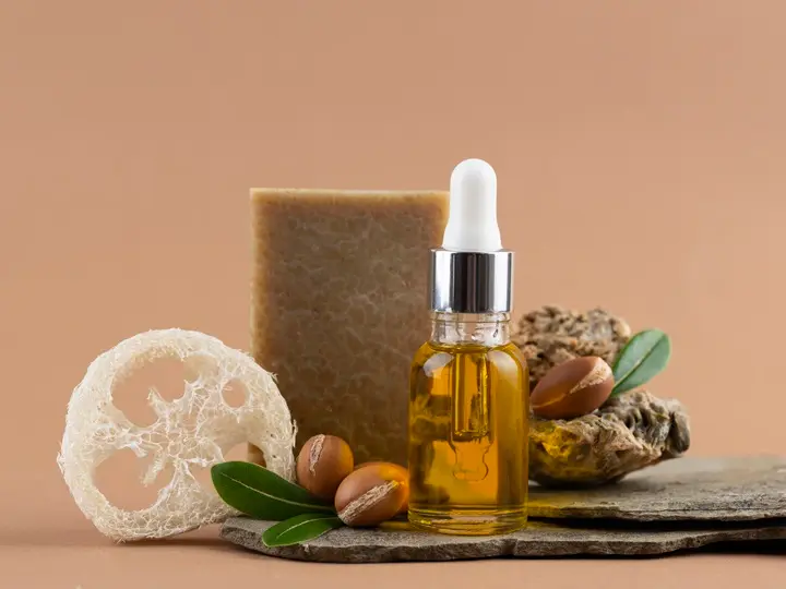 front-view-healthy-argan-oil-arrangement Szépülj argán olajjal! 4 jótékony hatás Szépség 