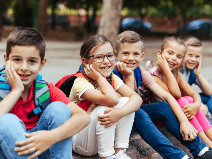 gyerekek-tanulas-koncentracio-goji Nem nehéz az iskolatáska! Mentális egészség 