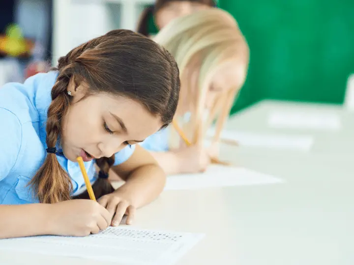 gyerekek-tanulas-koncentracio-omega-zsirsavak Nem nehéz az iskolatáska! Mentális egészség 