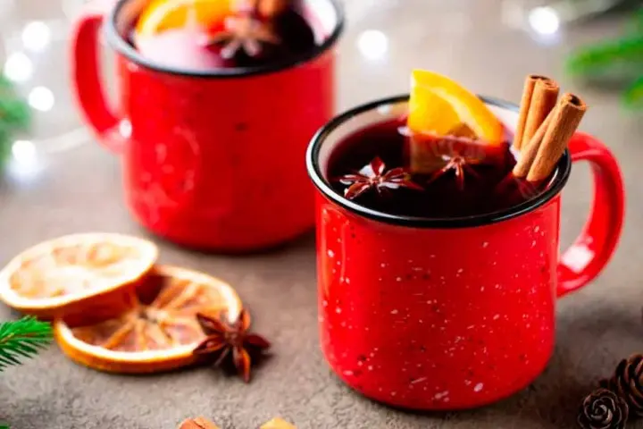 karacsonyi-deta-tippek-igyalsok-folyadekot 10 tipp, hogy elkerüld a karácsonyi plusz kilókat! Testsúlycsökkentés 