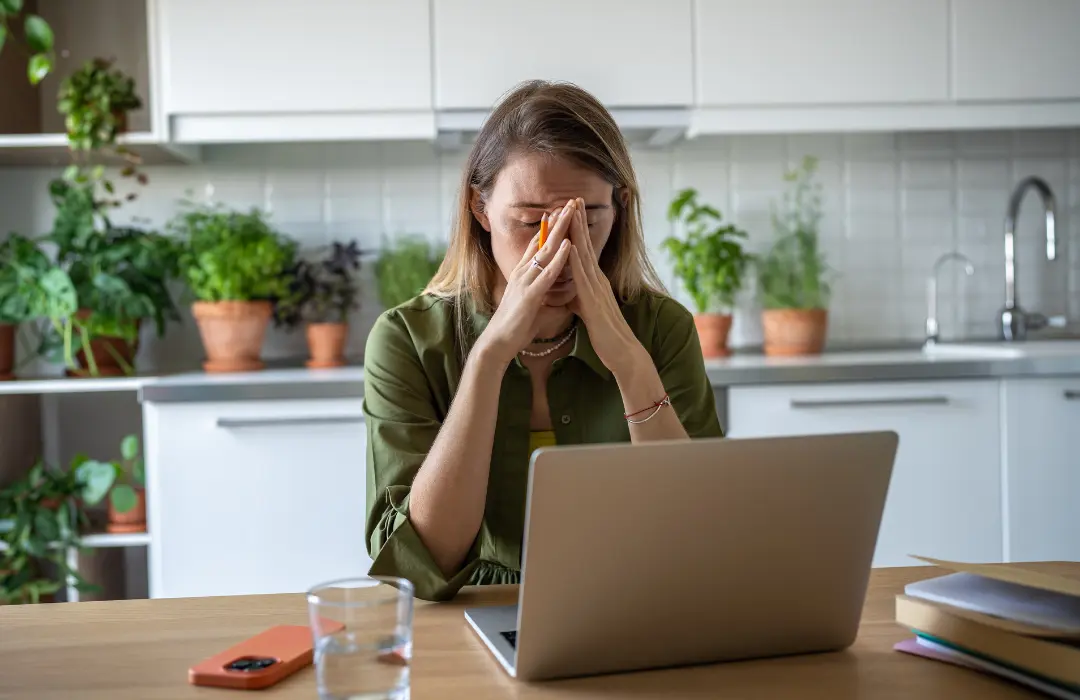 kiegni-nem-csak-a-munkahelyen-lehet 7 jel, hogy mentálisan kimerültél Mentális egészség 