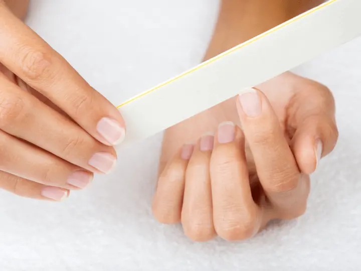 koromforma-koromteszt-koromerosito-kura-koromegeszseg Mit árul el személyiségedről a körmöd formája? Szépség 