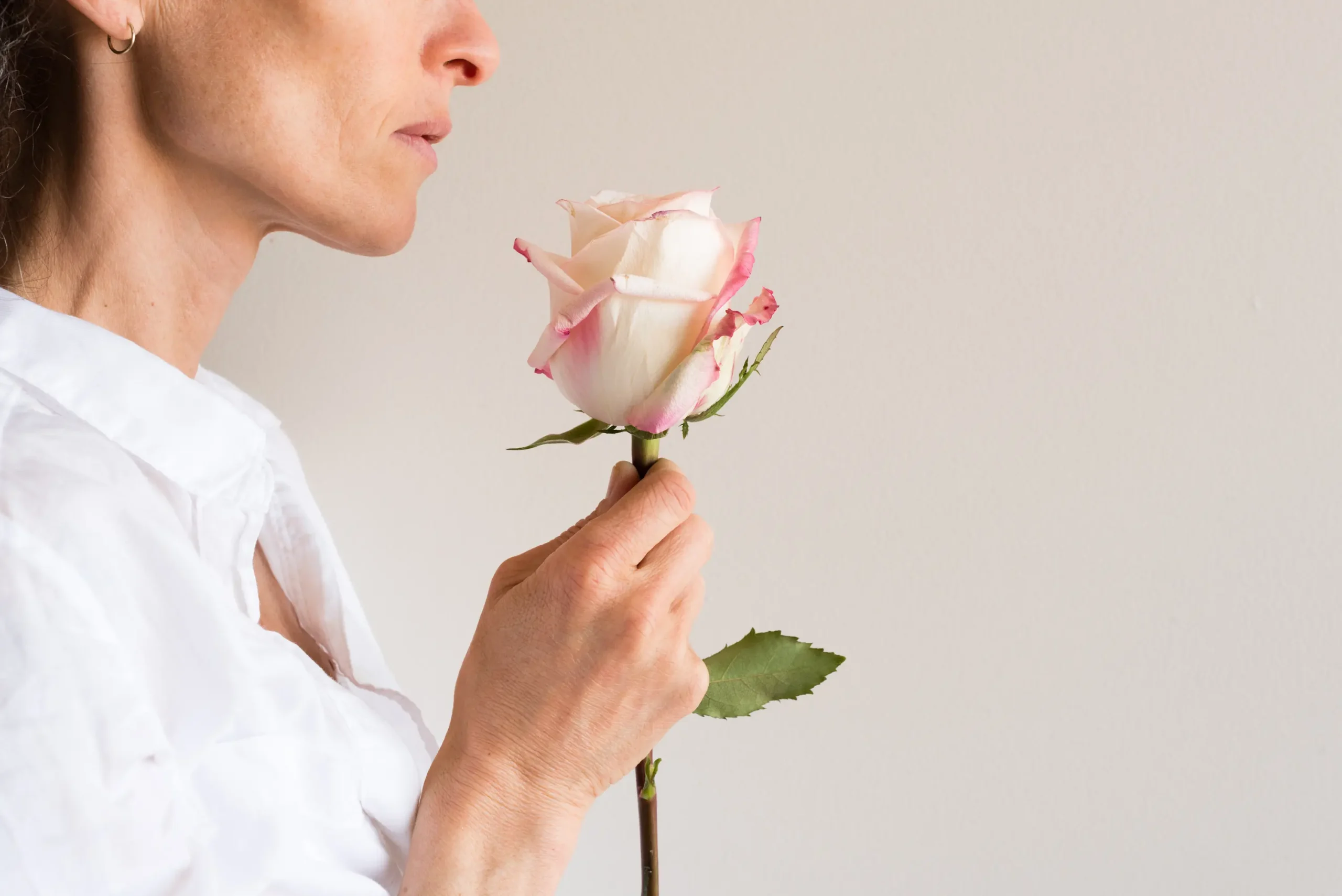 menopauza_termeszetes_segitseg-scaled Menopauza – a női test évszakai Hormontámogatás 