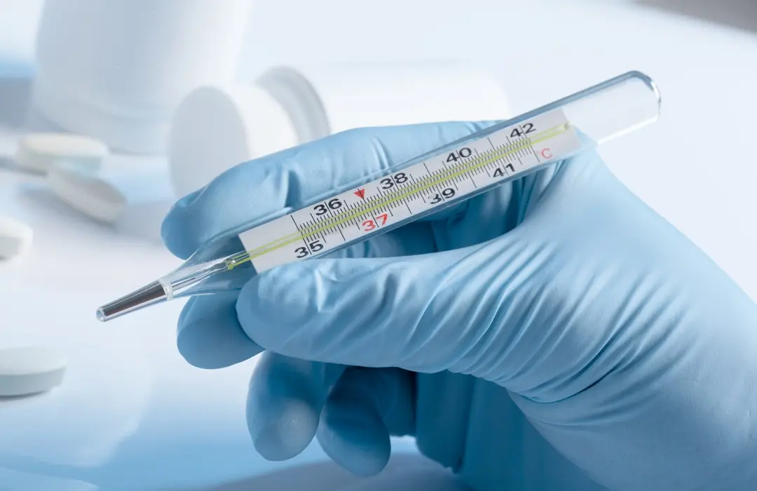 thermometer-pills A tüszős mandulagyulladás: 9 fontos tudnivaló Immunrendszer 